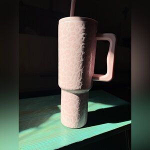 Slim Pink 40oz tumbler